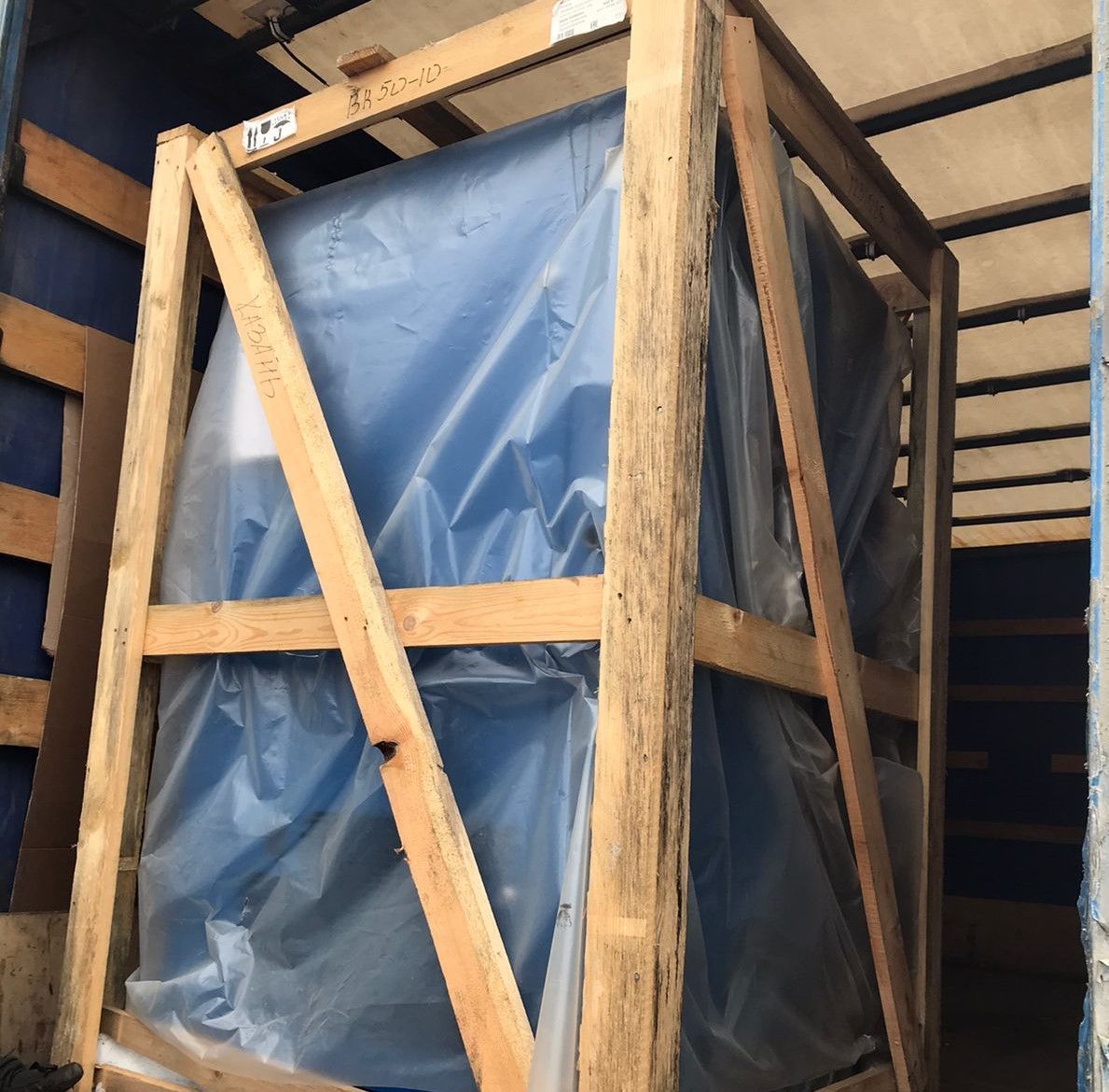 Отгрузка винтового компрессора Remeza ВК50-10 в г. Казань